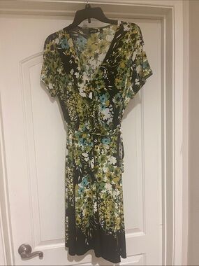 Apt. 9 Green, Teal & White Floral Wrap Dress